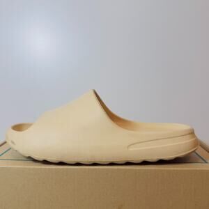 Adidas Yeezy Slides Desert Sand Size 8 Mens Kanye West Foam Slip On Sandals